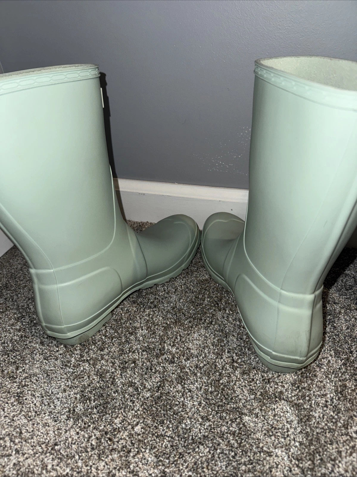 Women’s Size 8 Hunter Boots