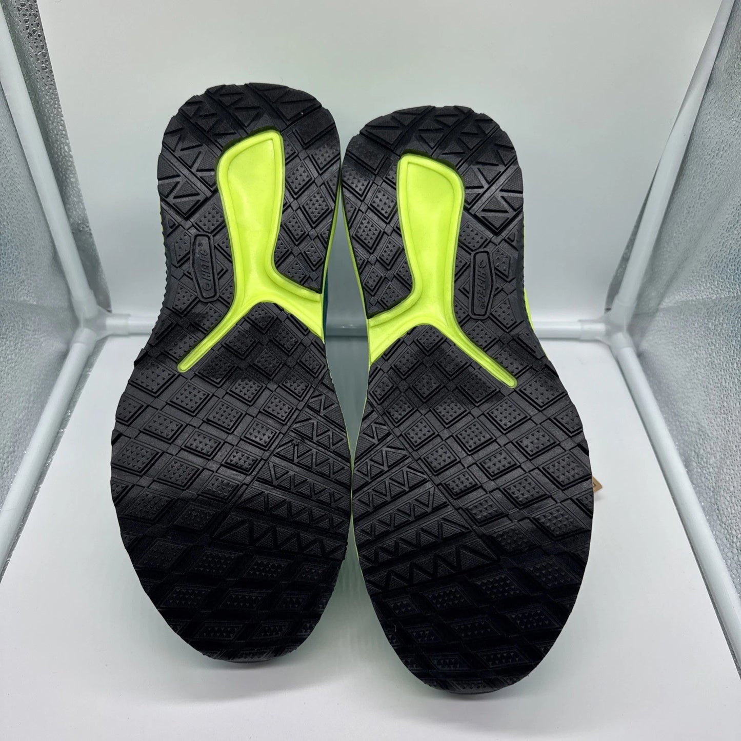 Size 11 Men’s- Hi-Tec Demolisher Mid