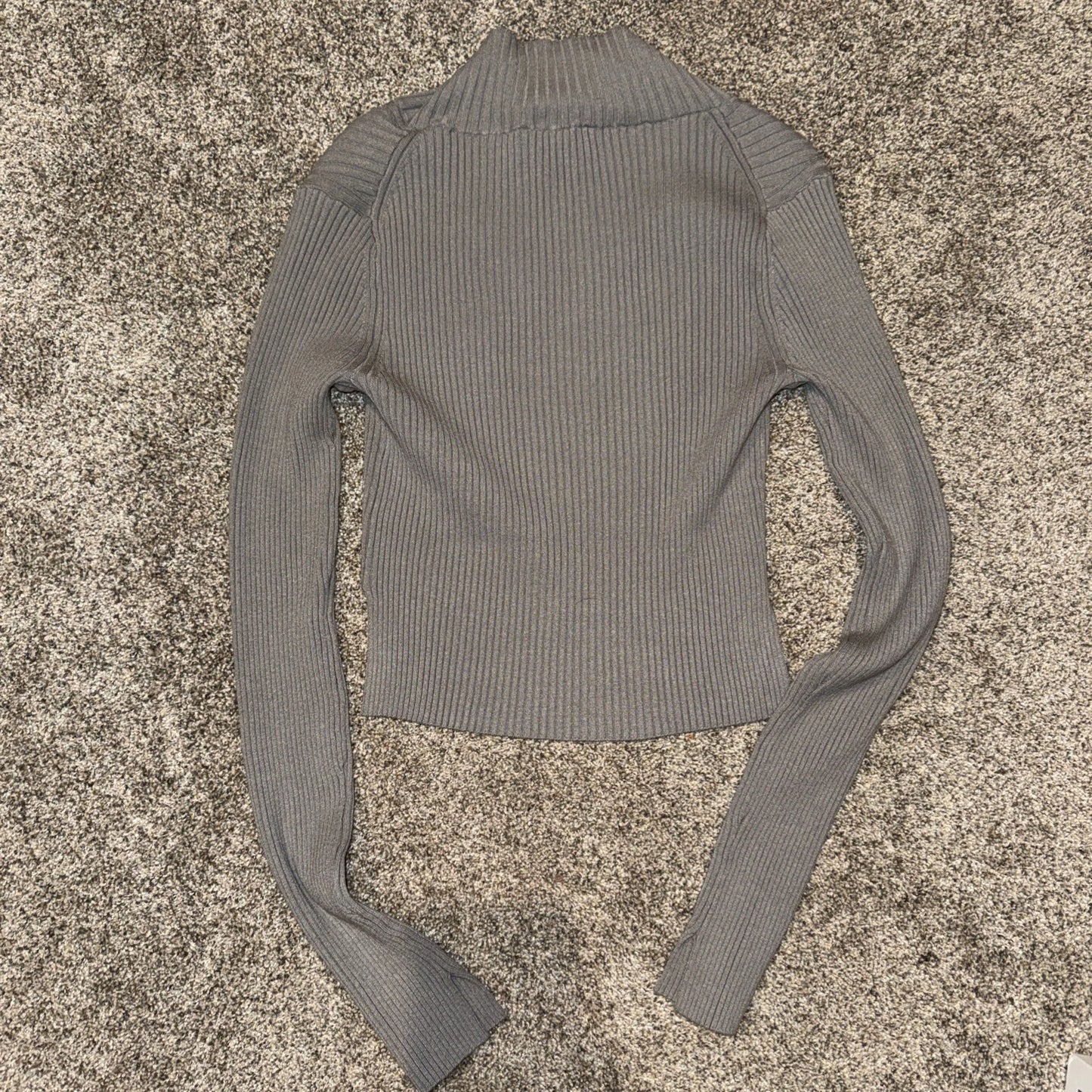 Women’s Medium Allsaints Ribbed V Neck Sweater Crop