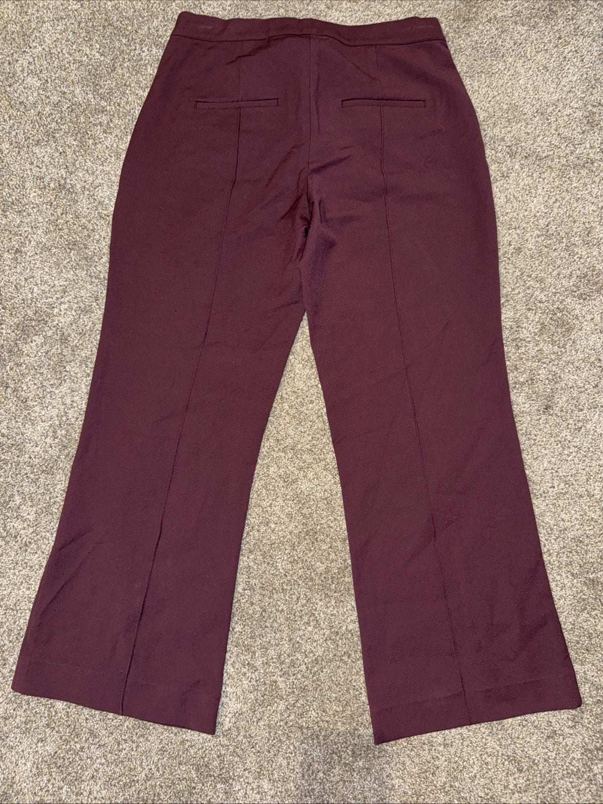 Vince Mid Rise Pintuck Crop Flare Pants- Size 8 Women’s
