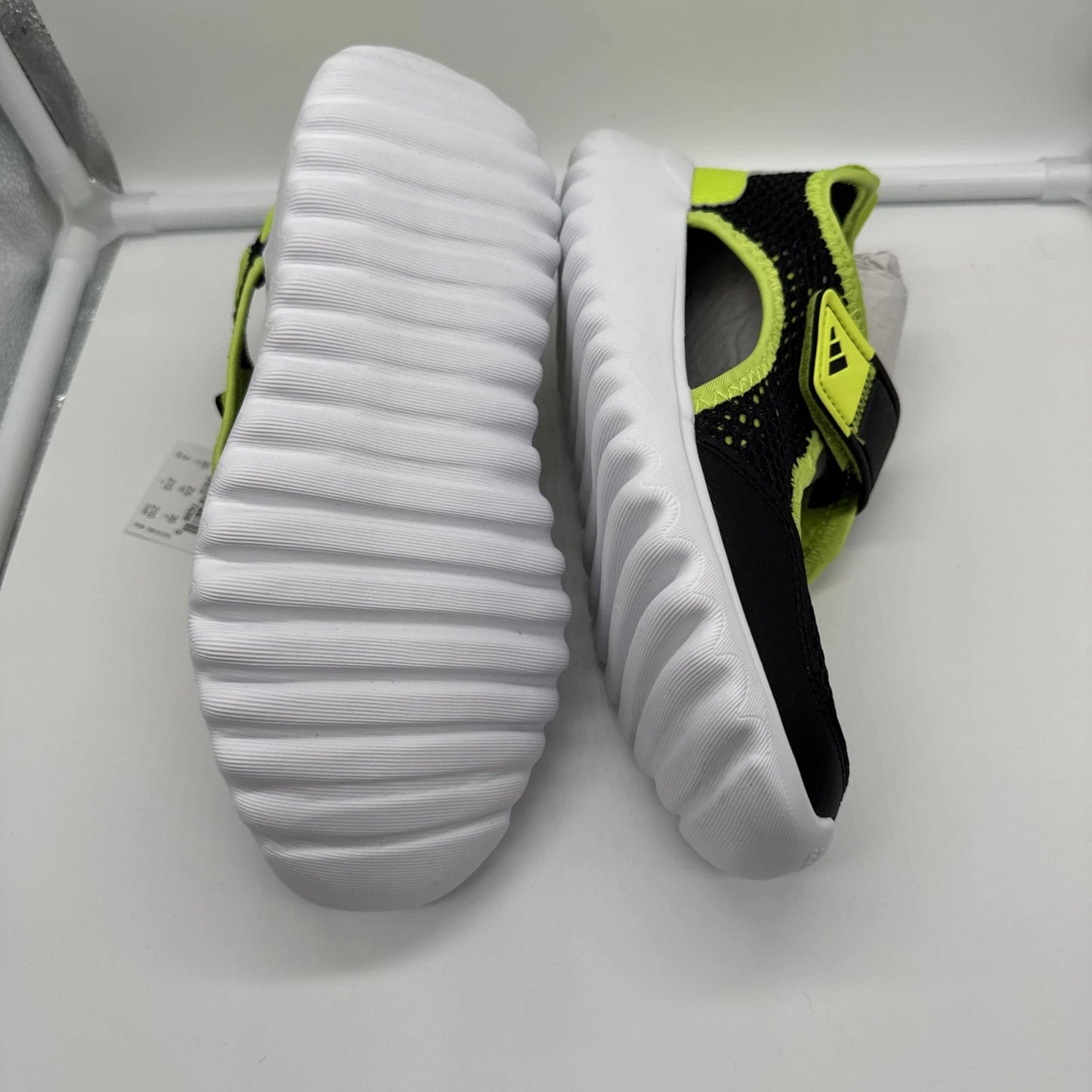 Size 3Y- Adidas Summerflex C,