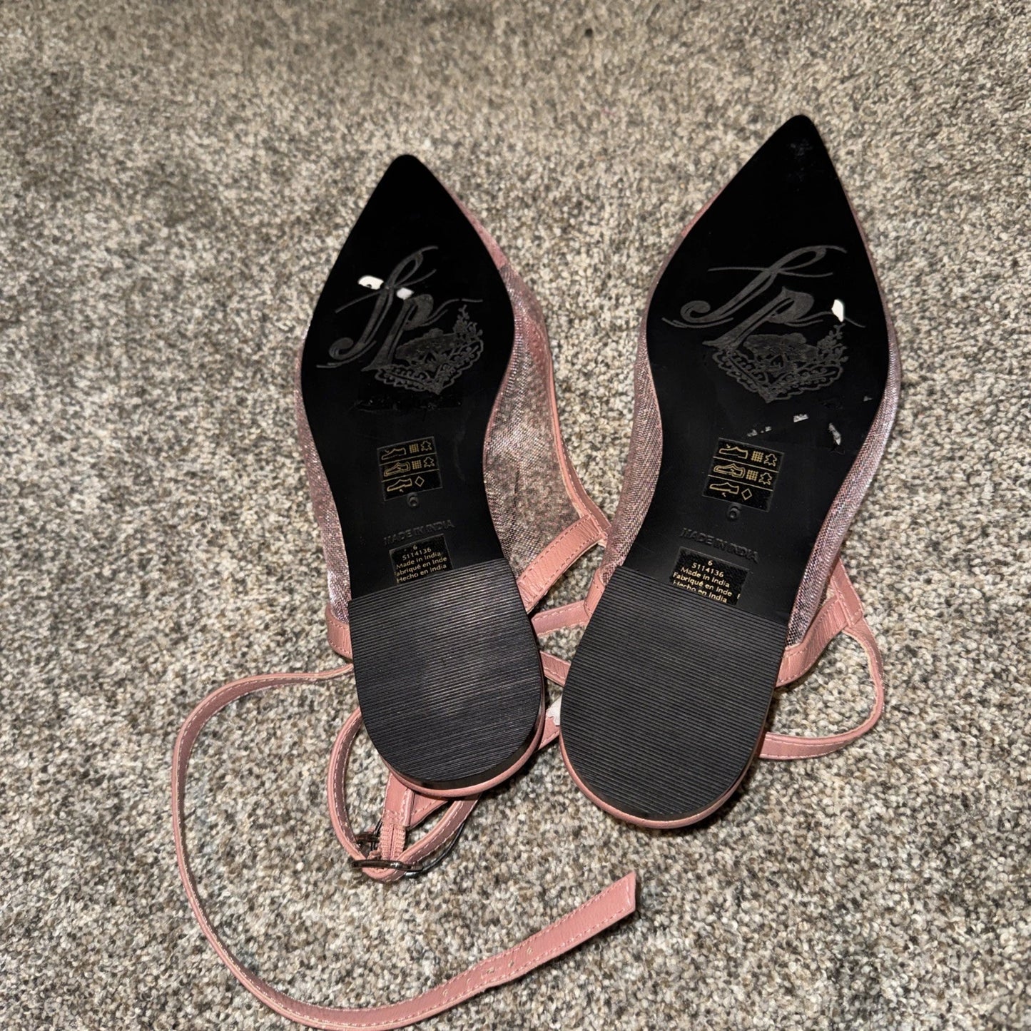 Size 6 Women’s Free People Shoes Pink