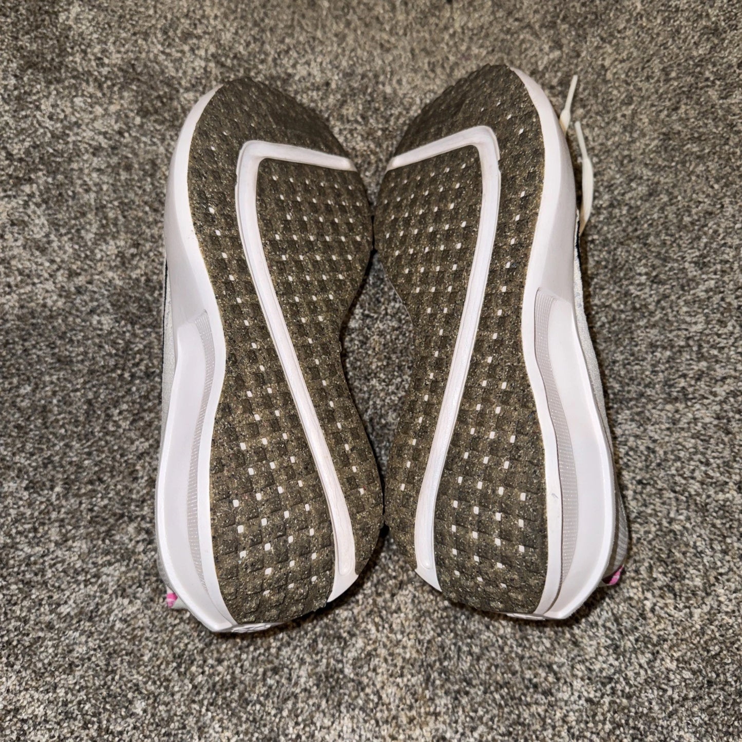 Size 8.5 Women’s- Nike Interact Run