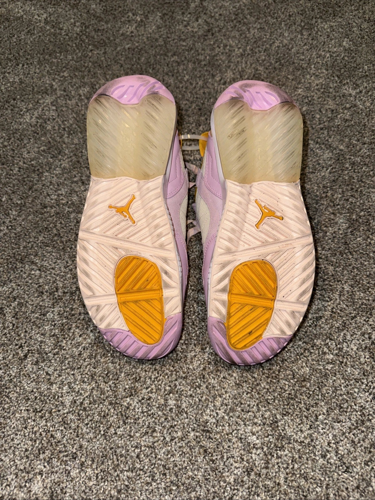 Size 5Y- Jordan MA2