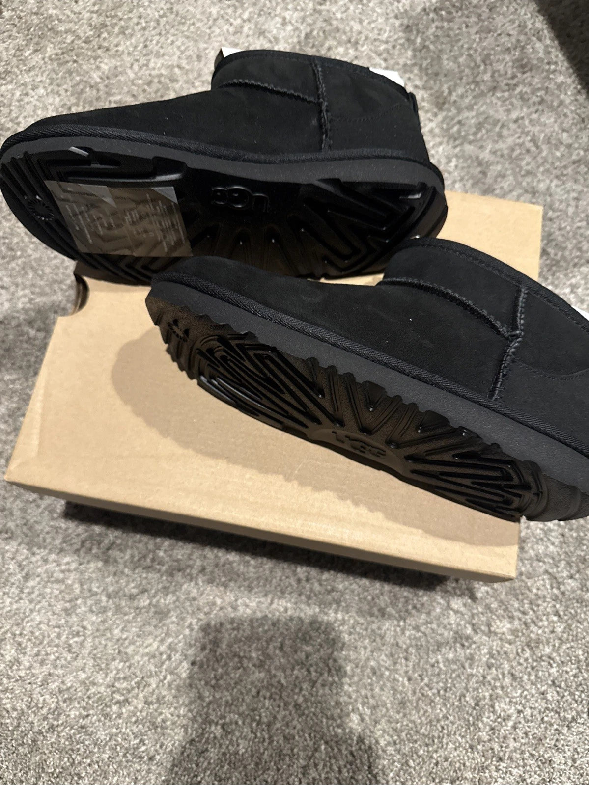 UGG Classic Ultra Mini Kids Boot, Size 4 - Black