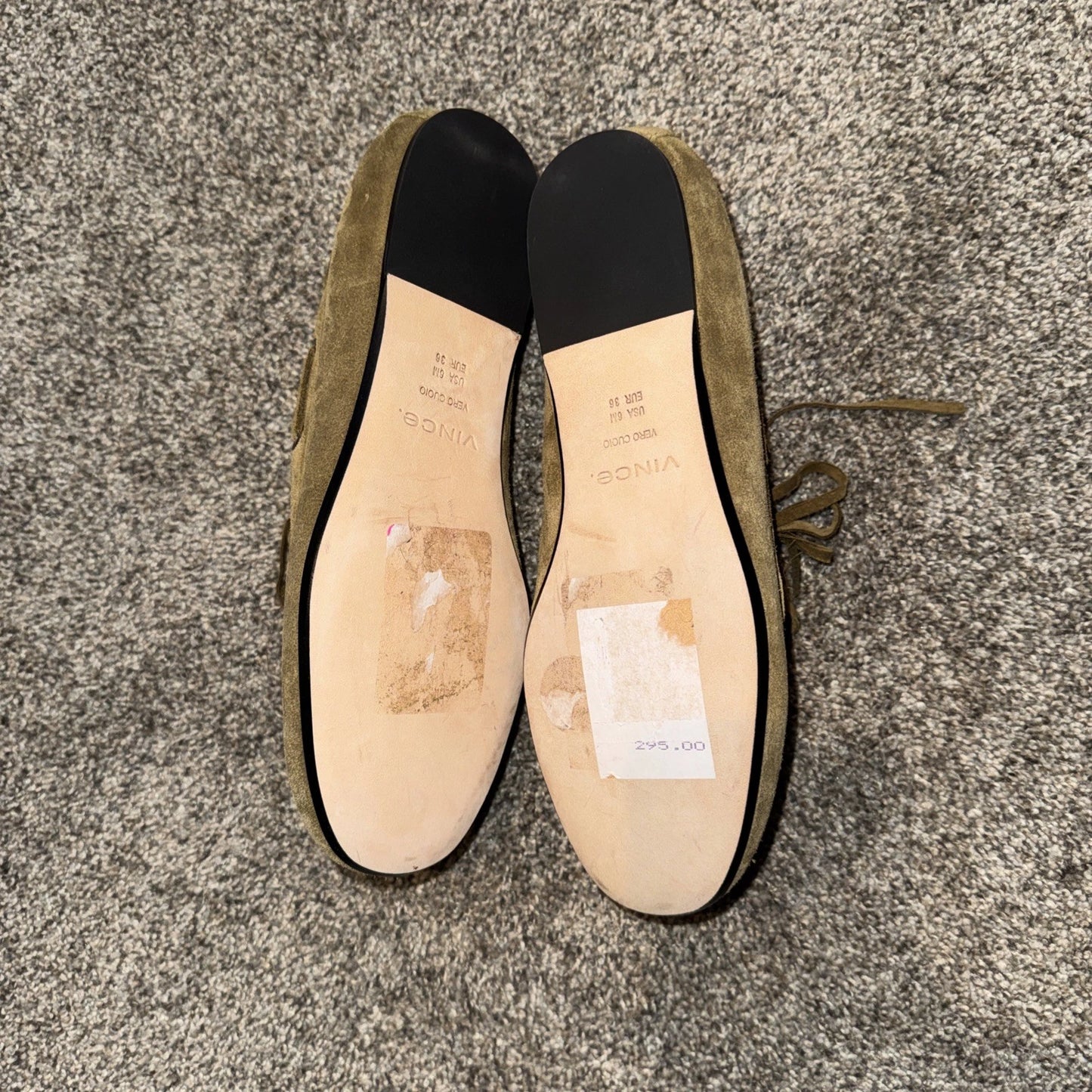 Size 6 Women’s- Vince Boat Shoes