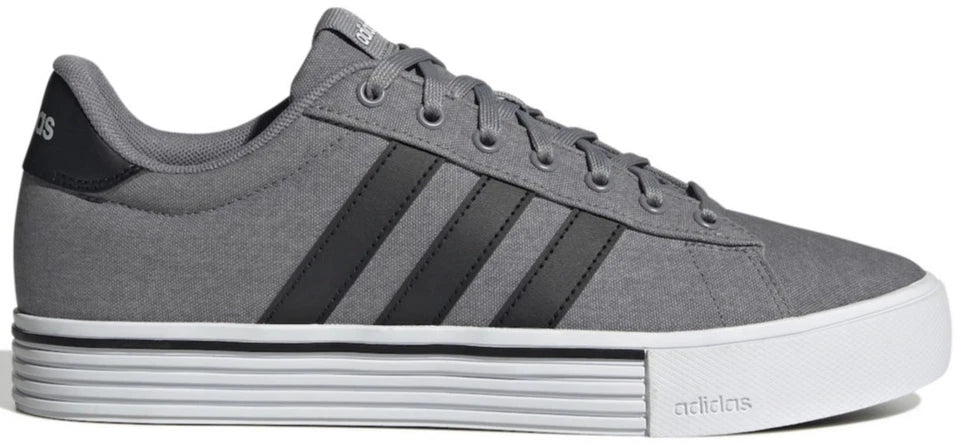 Size 8 Men’s - adidas Daily 4.0 Grey Black