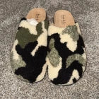 Nicole Miller Slide On Women’s Size 9 Camo
