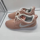 Size 7 Women’s- Nike Roshe One