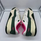 Women’s Size 7.5- Jordan Flight Court