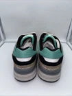 Size 10.5 Men’s - Saucony Courageous
