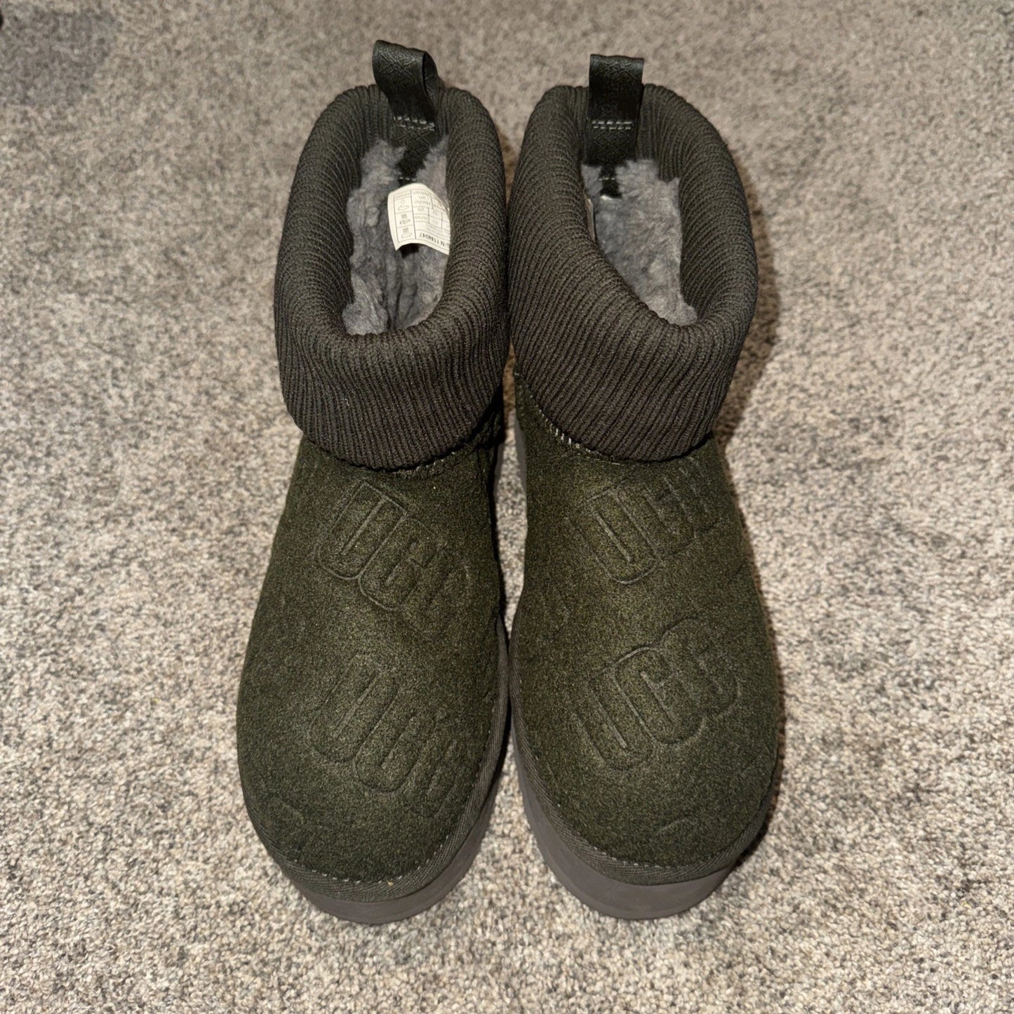 Women’s Size 8- UGG Classic Platform Boots- Green
