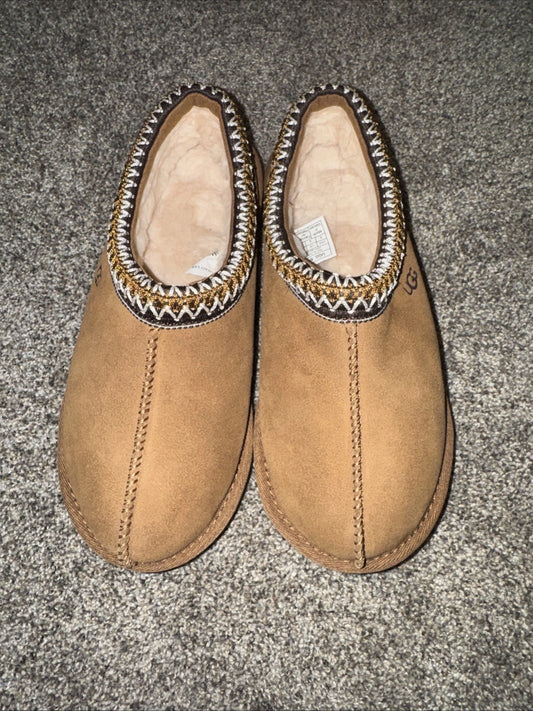 Women’s Size 6 UGG Tasman Brown