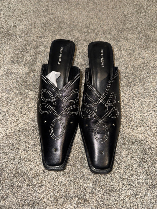 Women’s Size 6 Free People Shoes