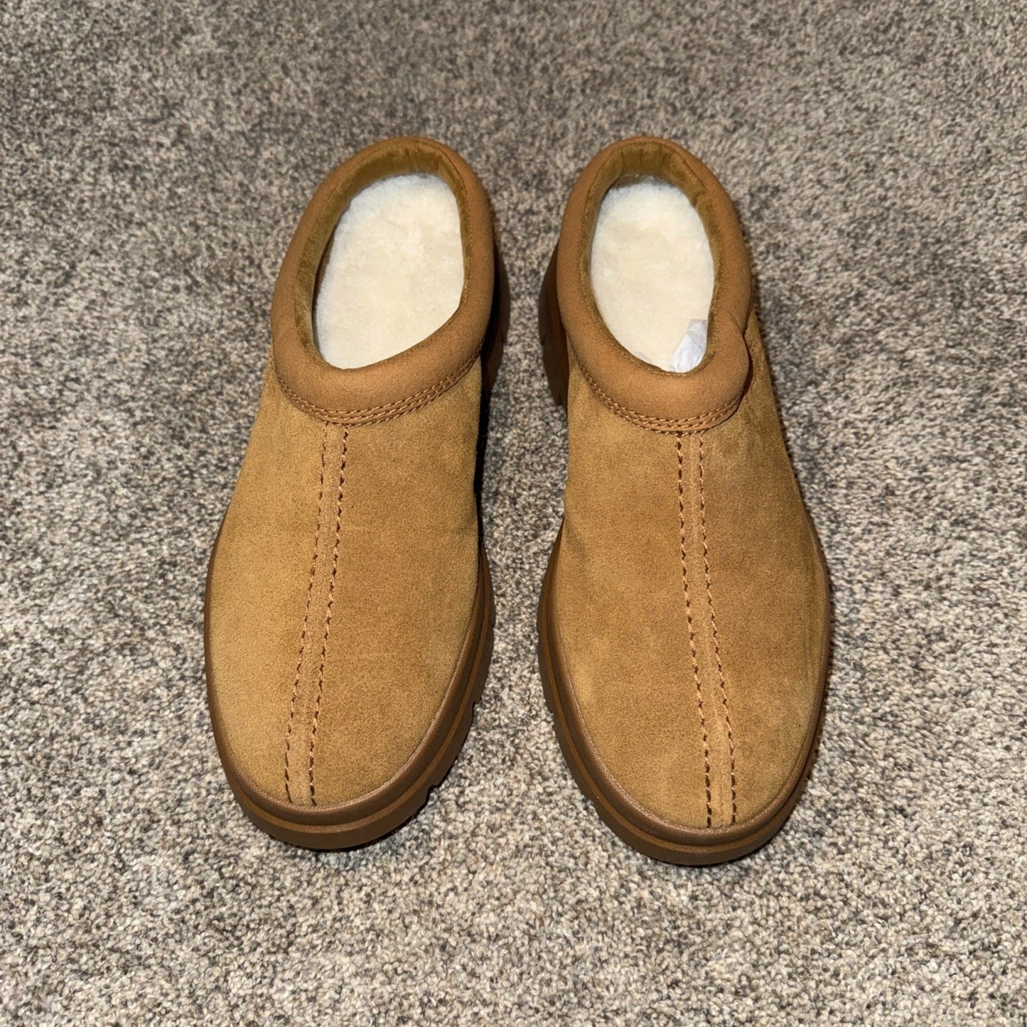 Women’s Size 8- Koolaburra By UGG Clog