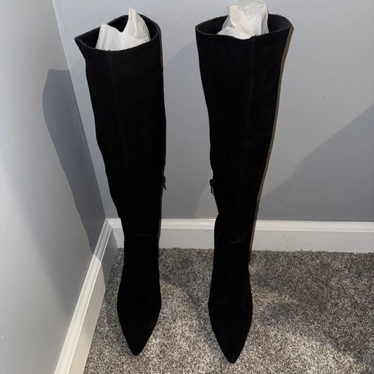 Size 7.5 Women’s Steve Madden Boots- Black
