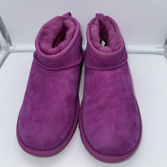 Kids Size 5 UGG Classic Ultra Mini Boots