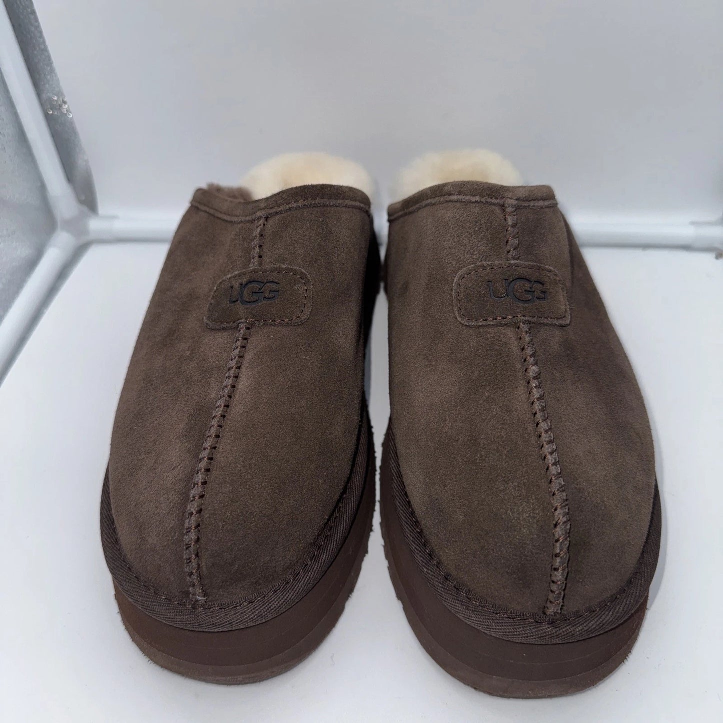 Size 8 Women’s UGG Discoquette Slipper