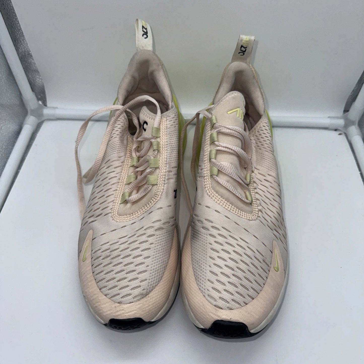 Women’s 8.5 Nike Air Max 270 Guava Ice Life Lime