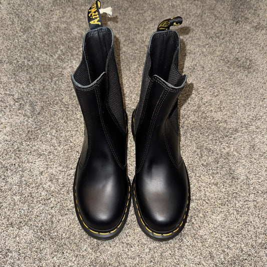Women’s Size 6 Dr Martens Boots Black