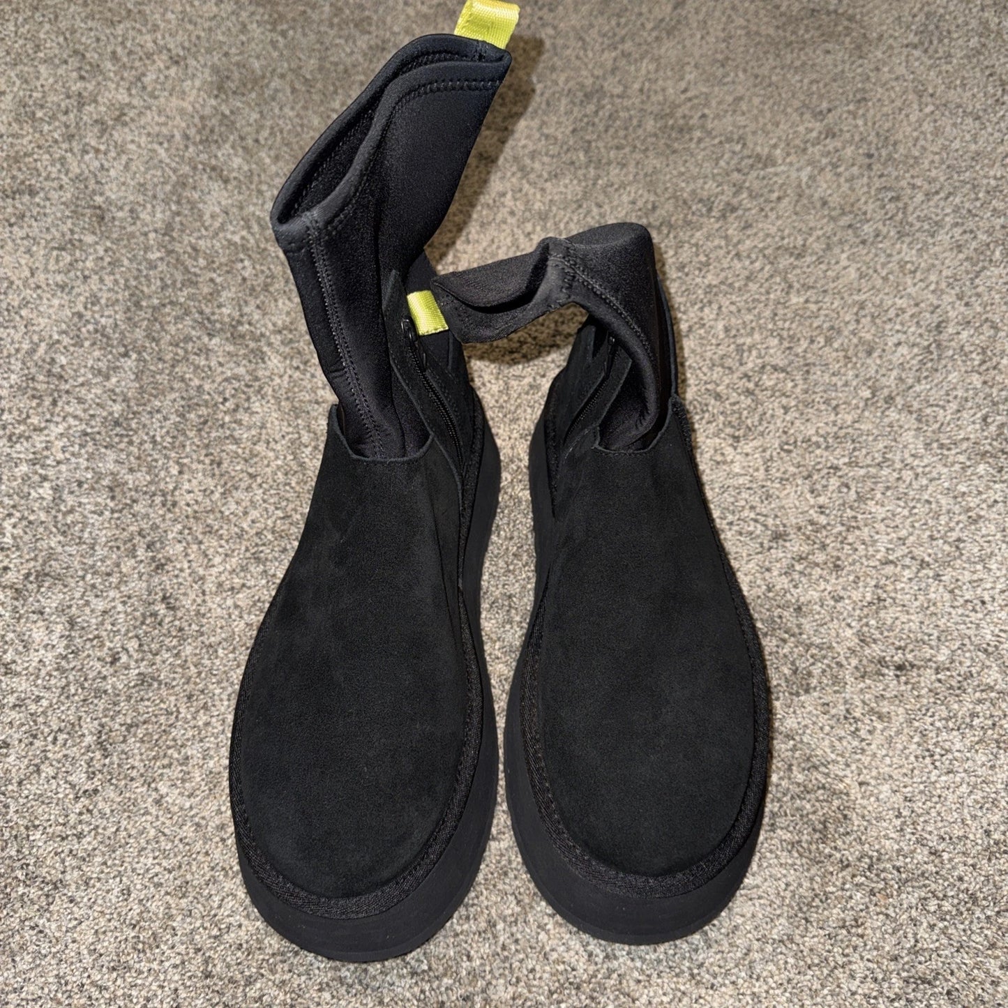 Size 9 Women’s UGG Women’s Classic Dipper Boots Black