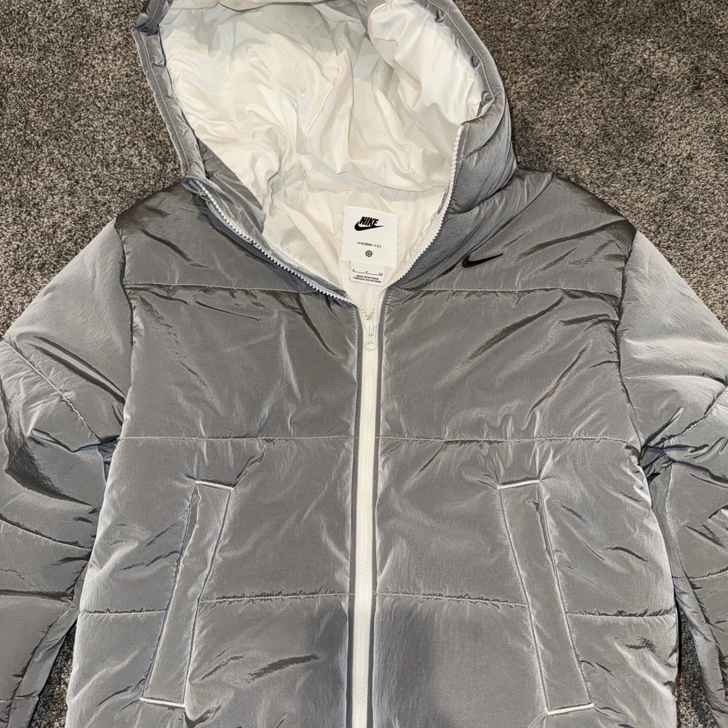 Women’s Small Nike Therma Fit Jacket
