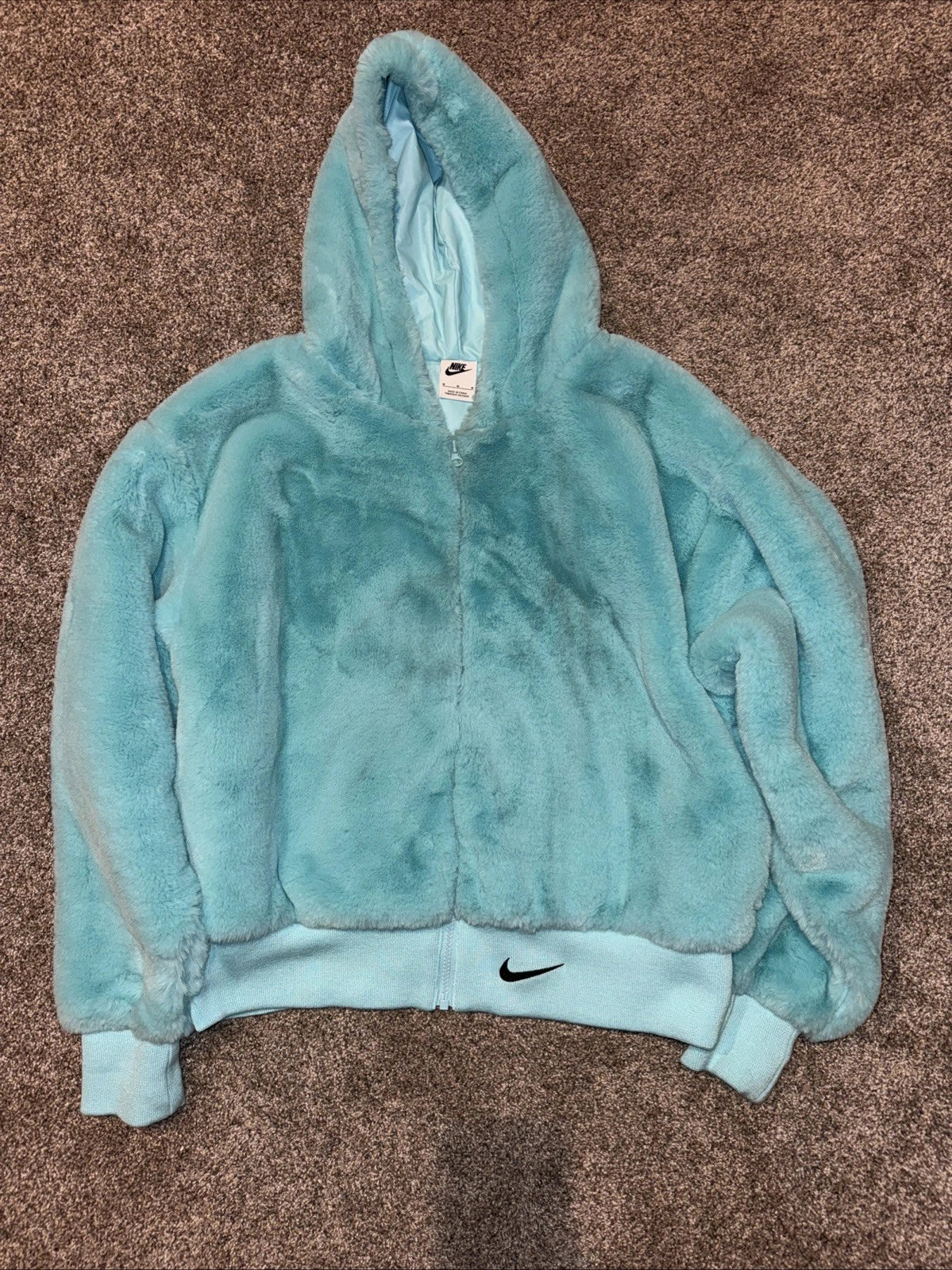 Women’s Medium Nike Sportswear Essentials Faux Fur Jacket Copa Blue