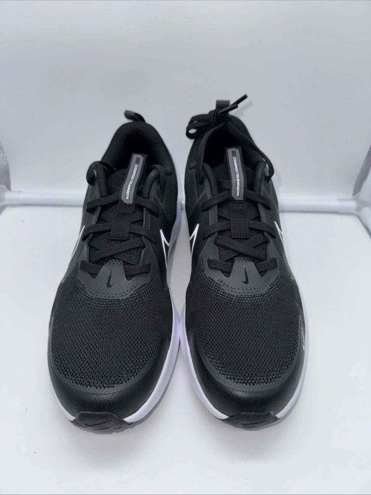 Size 5Y Nike Cosmic Runner