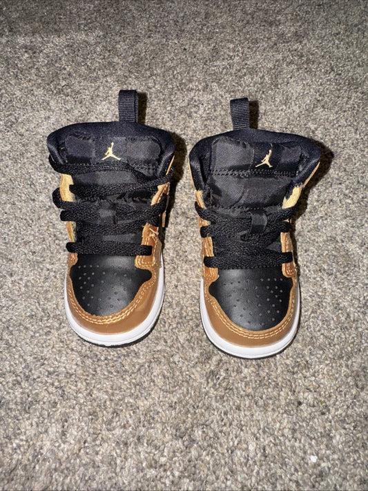 Jordan 1 Mid Metallic Gold Kids Size 5C