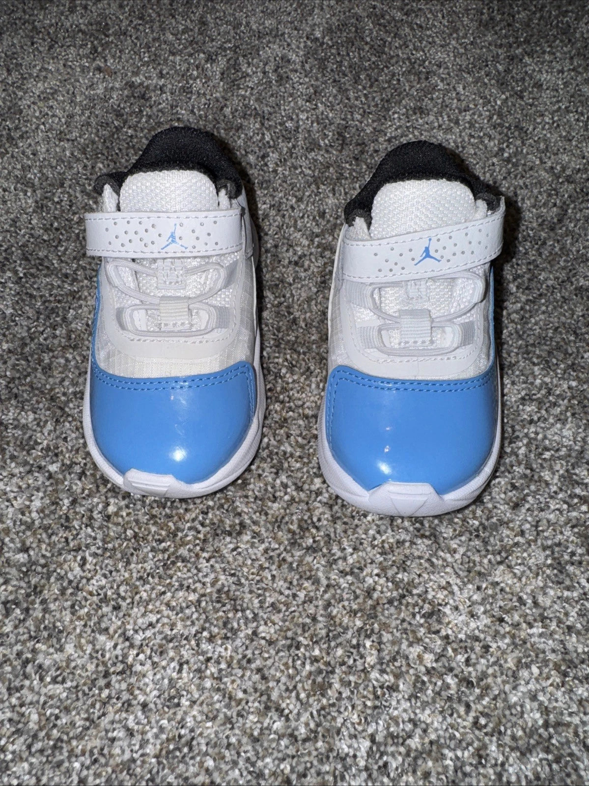 Jordan 11 CMFT Low (TD) University Blue Size 4C