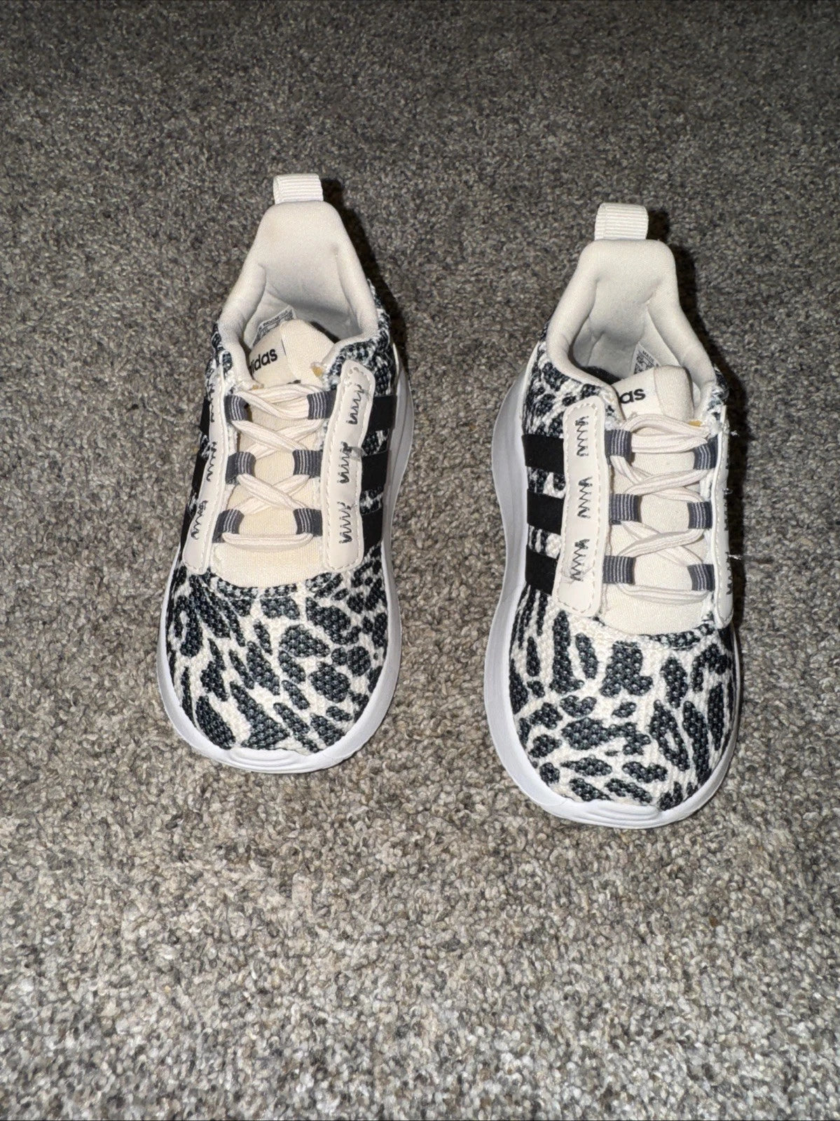 Adidas Racer TR 21 Toddler Size 6 Black White Leopard Print