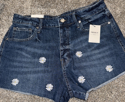 Forever 21 Shorts Women’s Size 30