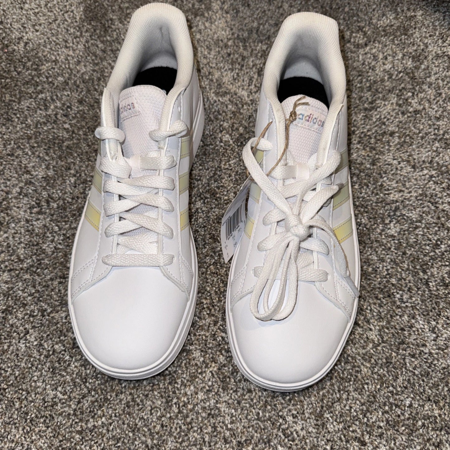 Adidas Grand Court 2.0- Size 6Y