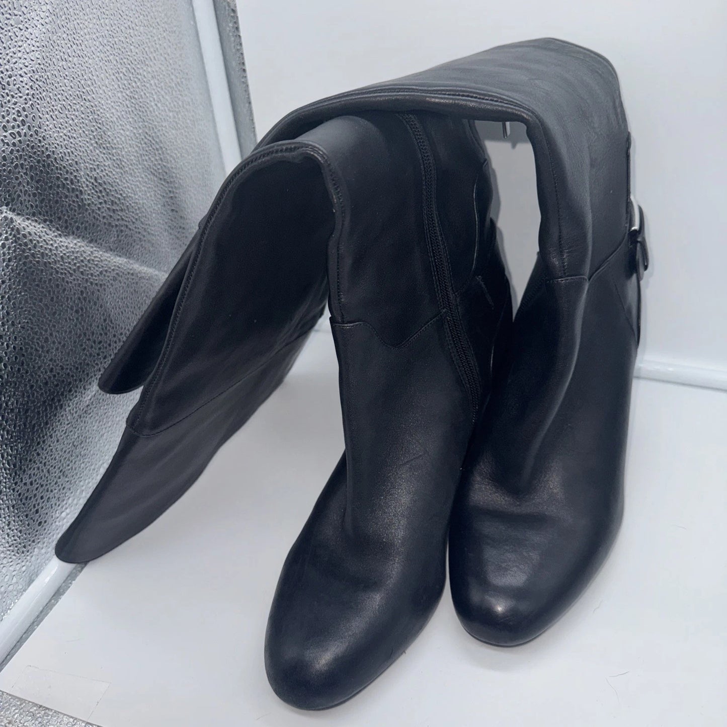 Size 10 Women’s Vince Camuto Boots Black
