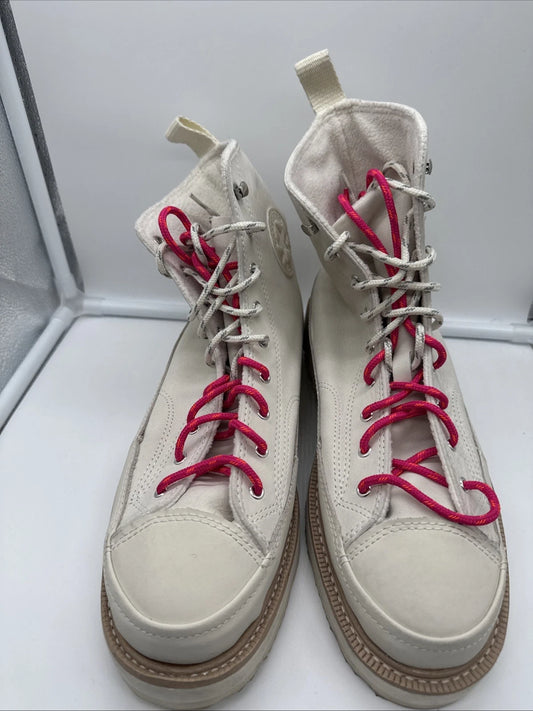 Size 8.5 Men’s Converse White/pink