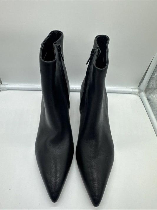 Size 5.5 Women’s Vince Boots Black