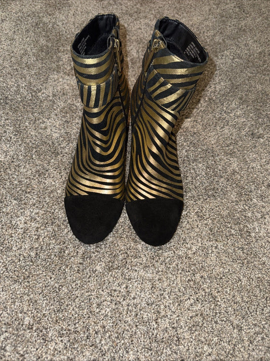 Size 38 Women’s Kurt Geiger Ankle Boots Zebra