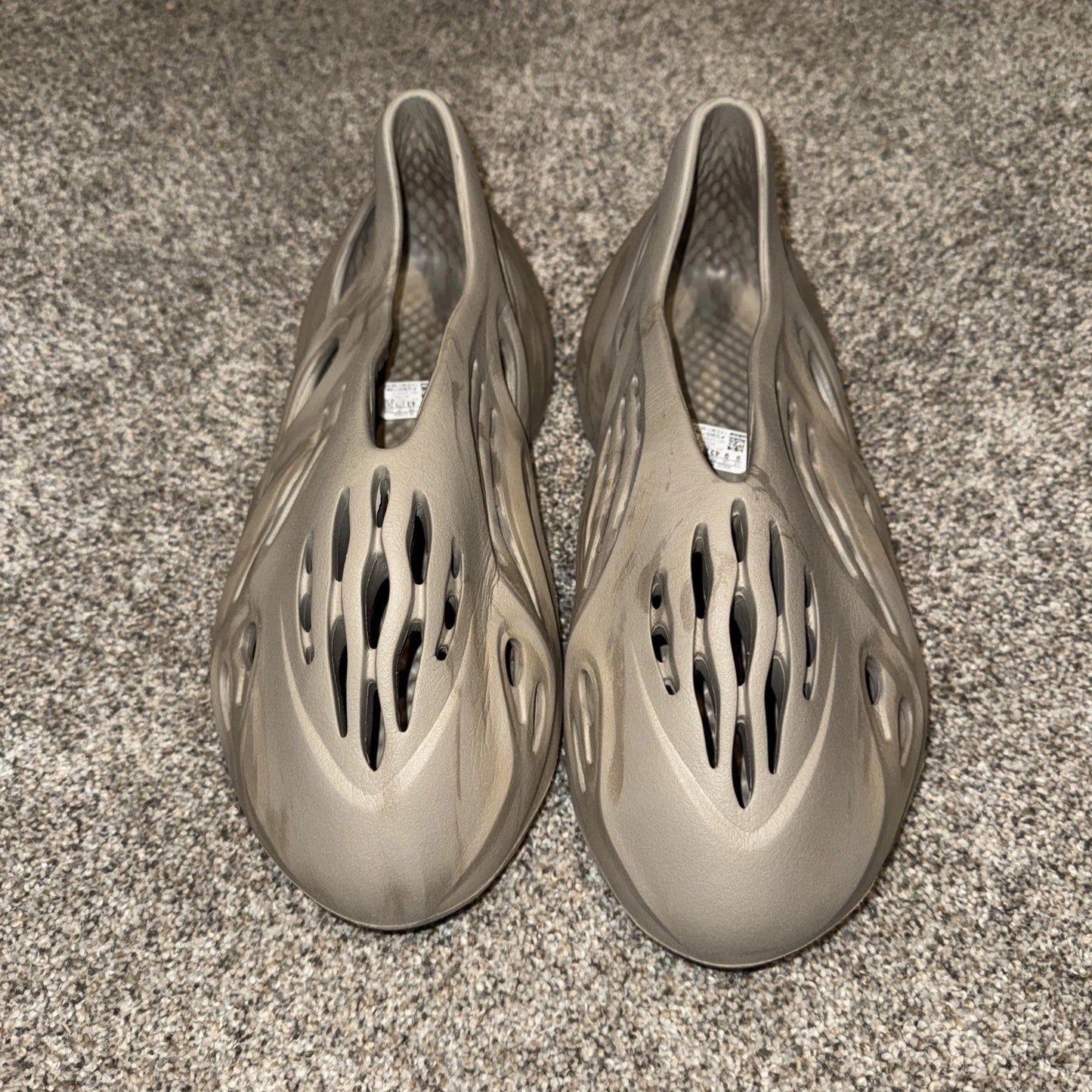 Size 9  Men’s -adidas Yeezy Foam Runner Stone Sage