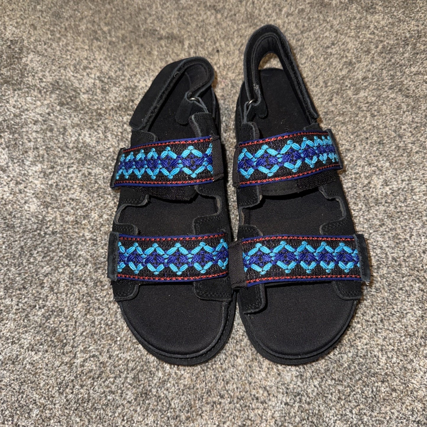 Size 12 Women’s UGG Golden star  Heritage Braid Sandal Black