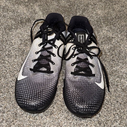 Size 10.5 Women’s - Nike Metcon 6 Black White