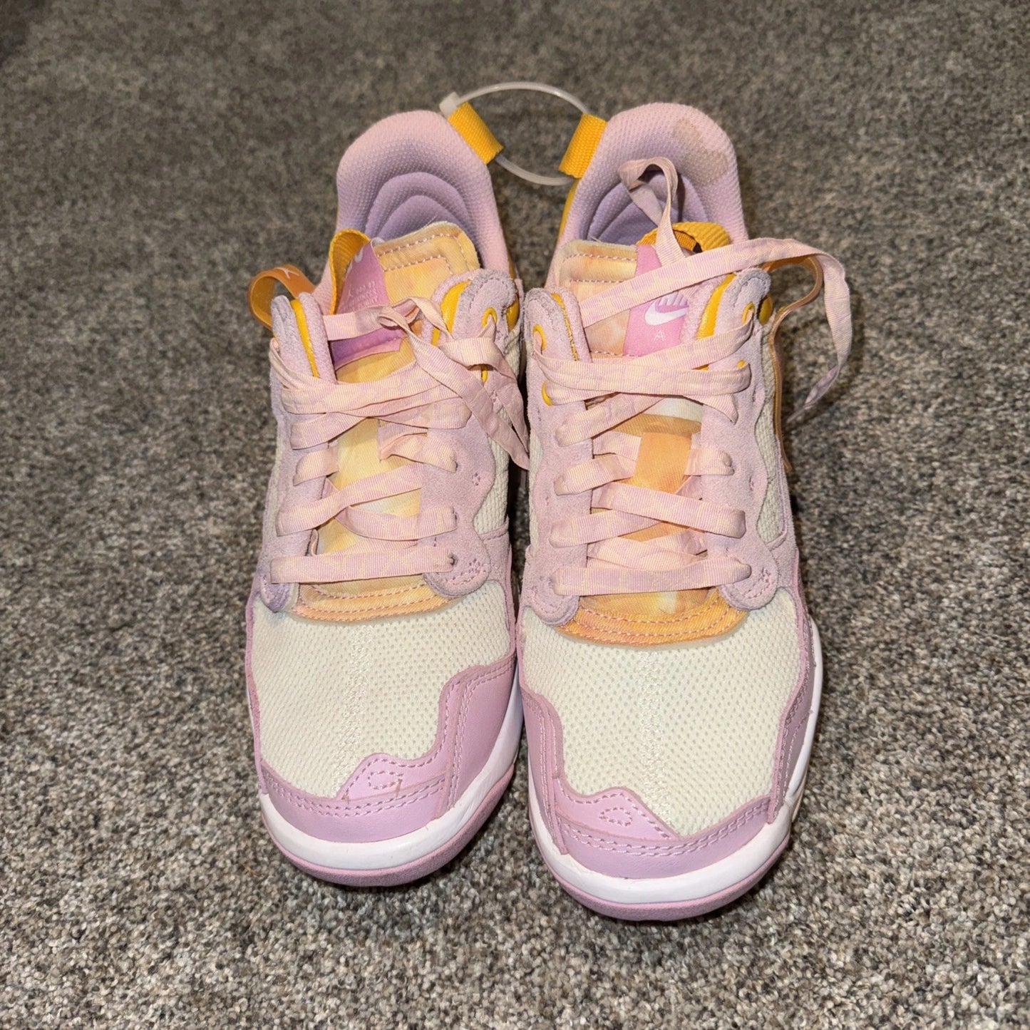 Size 5Y- Jordan MA2