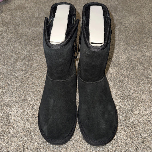 Size 6 Women’s- UGG Classic Short Dual Zip II Black
