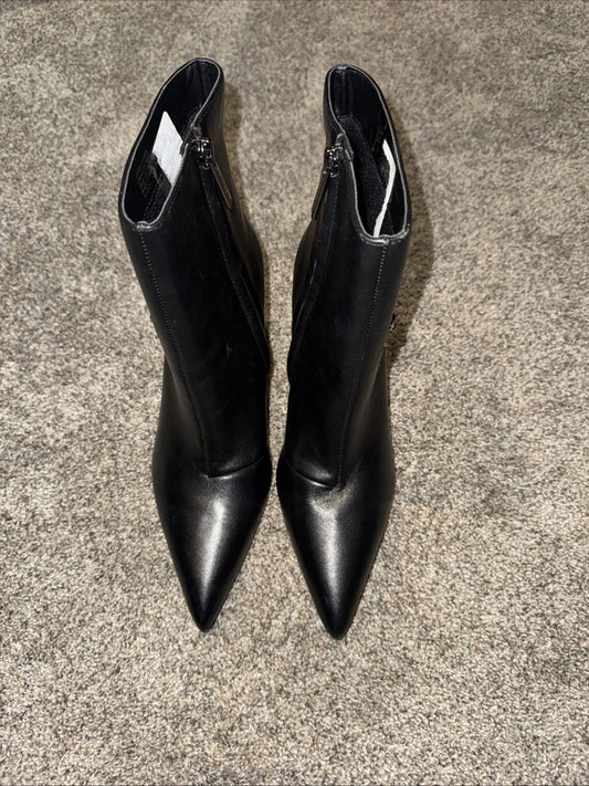 Size 37 Kurt Geiger London Boots For Women- Black