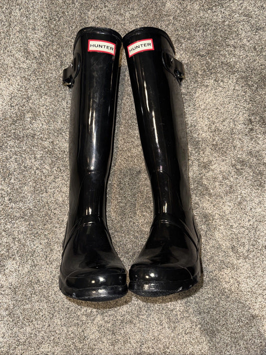 Size 5 Women’s- Hunter Rain Boots Tall- Black