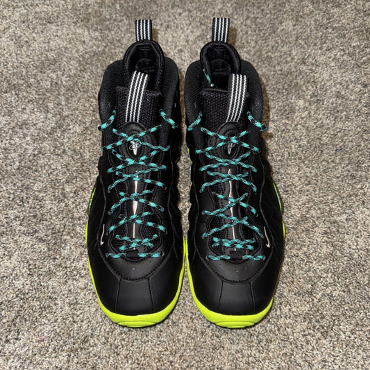 Size 5.5Y- Nike Little Posite One Black