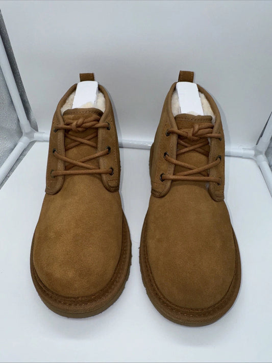 Size 9 Women’s- UGG Neumel Boots Chestnut