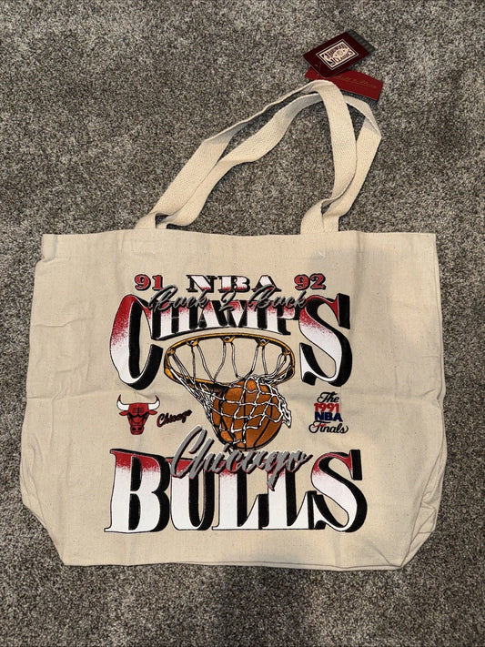 Mitchell & Ness Chicago Bulls Graphic Tote Bag 2.0