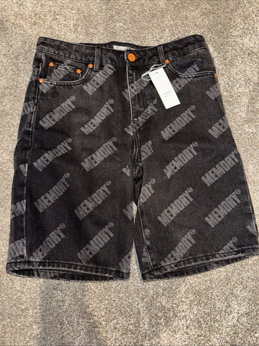 Size 32 Men’s Memory Jean Shorts