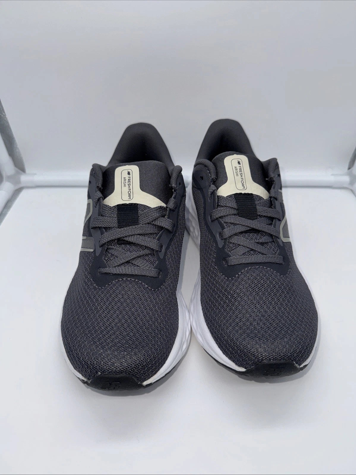 Size 5 Women’s- New Balance Fresh Foam Arishi V 4