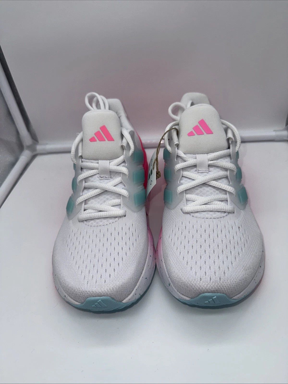 Size 4Y- Adidas UltraRun 5 J